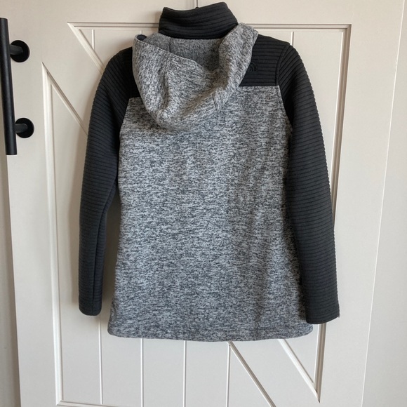 North face fleece hooded jacket - Picture 5 of 7